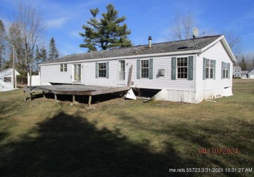 381 Corinth Rd, East Corinth, ME 04427 exterior