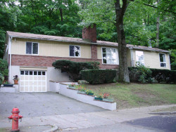 88 Quinobequin Rd, Newton, MA 02462 exterior