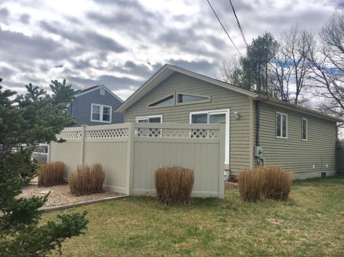 83 Willow Rd, Charlestown, RI 02813 exterior