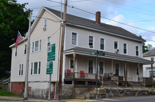24 State St, Palmer, MA 01069 exterior