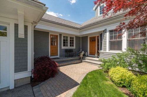 53 Maplecroft Ln, Ipswich, MA 01938 exterior