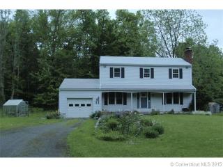 33 Maltby Ln, Wallingford, CT 06492 exterior