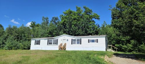 17 Stewart Ln, Windsor, ME 04363 exterior