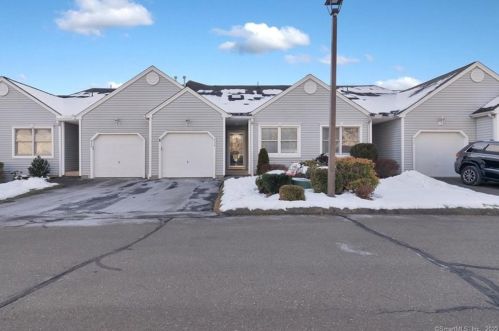 936 Sweetheart Path, Southington, CT 06489 exterior