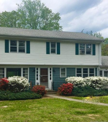 15 Terry Rd, Gales-Ferry, CT 06335 exterior