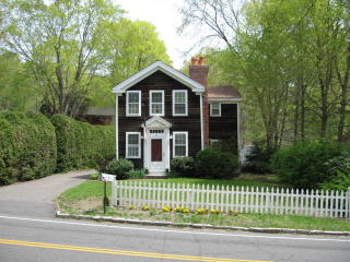 6 Weekeepeemee Rd, Woodbury, CT 06798 exterior