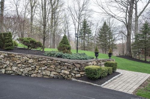 94 Eleven Levels Rd, Ridgefield, CT 06877 exterior