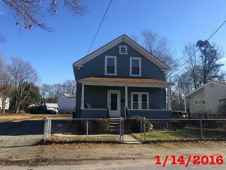 152 Budlong Ave, Warwick, RI 02888 exterior