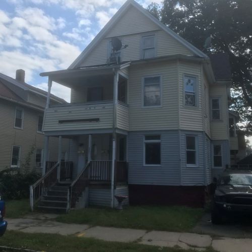 57 Johnson St, Springfield, MA 01108 exterior