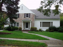 53 Ferncroft Rd, Newton, MA 02468 exterior