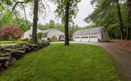 445 Francestown Rd, Greenfield, NH 03047 exterior