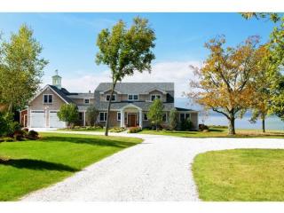 1508 Lake Rd, Panton, VT 05491 exterior