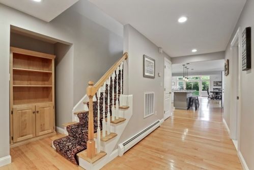 108 Bedford St, West Bridgewater, MA 02379 exterior