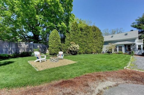 55 Grenore St, Warwick, RI 02888 exterior