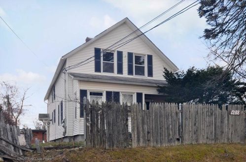 1288 Plainfield St, Providence, RI 02919 exterior