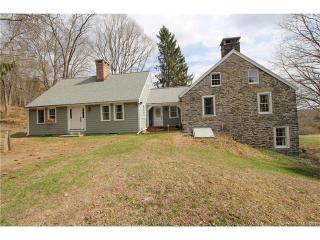 2123 Britain Rd, Southbury, CT 06488 exterior