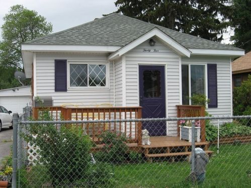 35 Sears Island Dr, Worcester, MA 01606 exterior