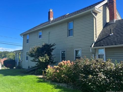 153 Brown St, Middletown, CT 06457 exterior