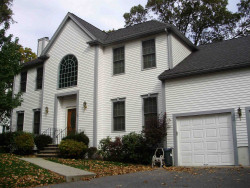 123 Ridge Ave, Newton, MA 02459 exterior