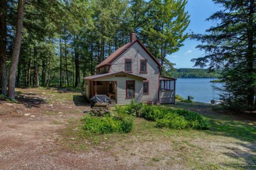 148 Crotched Pond Rd, Bridgton, ME 04009 exterior