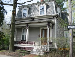 1 Bacon St, Newton, MA 02458 exterior