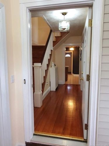 1260 Huntington Rd, Stratford, CT 06614 exterior