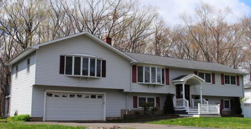 12 Chapel Hill Rd, North-Haven, CT 06473 exterior