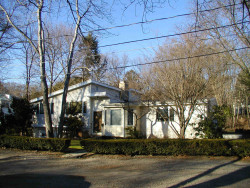 19 Edgefield Rd, Newton, MA 02468 exterior