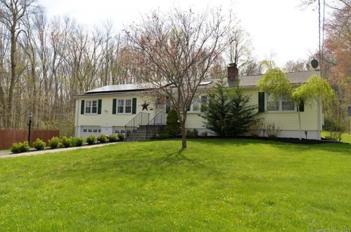1261 Monroe Tpke, Upper-Stepney, CT 06468 exterior