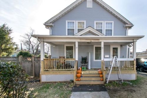 98 Freeman Ter, Springfield, MA 01104 exterior