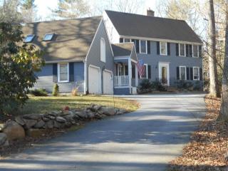 30 Abner Potter Way, Dartmouth, MA 02748 exterior