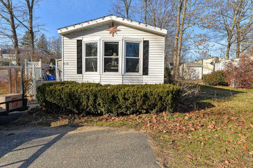 513 Sherwood Gln, Somersworth, NH 03878 exterior