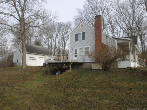 773 Bloomfield Ave, Windsor, CT 06095 exterior