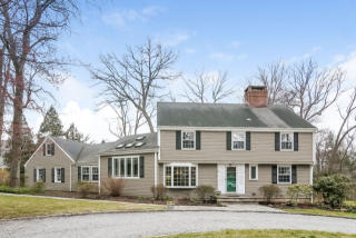 101 Colony Rd, Tokeneke, CT 06820 exterior