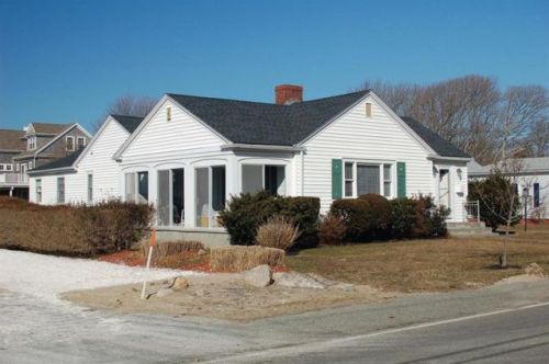 307 Shore St, Falmouth, MA 02540 exterior