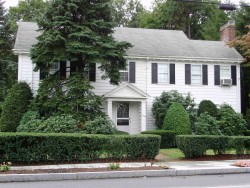 1880 Beacon St, Newton, MA 02468 exterior