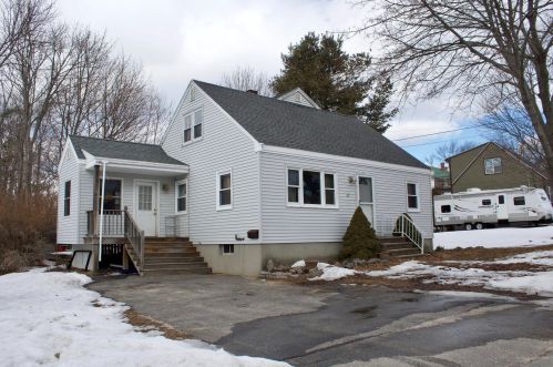 25 Strout St, South-Portland, ME 04106 exterior