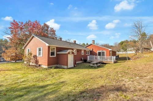 180 Dunbarton Rd, Goffstown, NH 03045 exterior