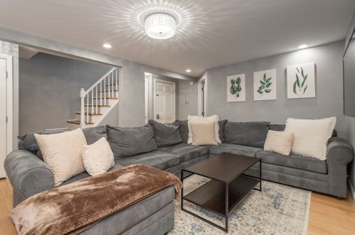 451 4Th St, Roxbury Xing, MA 02127 exterior