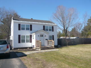 24 Mcduffee St, Rochester, NH 03867 exterior