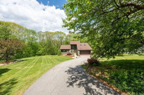 67 Deer Hill Ln, Coventry, CT 06238 exterior