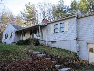 731 Bennington Rd, Francestown, NH 03043 exterior