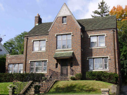 143 Commonwealth Ave, Newton, MA 02459 exterior
