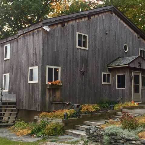 203 Ridge Rd, Shaftsbury, VT 05262 exterior