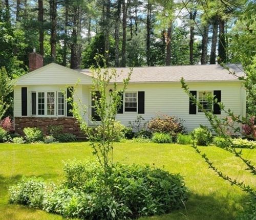 12 Chestnut Rd, Halifax, MA 02338 exterior