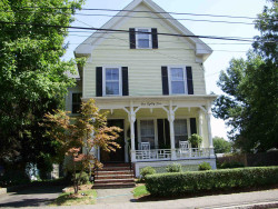 182 Walnut St, Newton, MA 02460 exterior