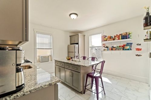 267 Centre St, Roxbury-Xing, MA 02130 exterior