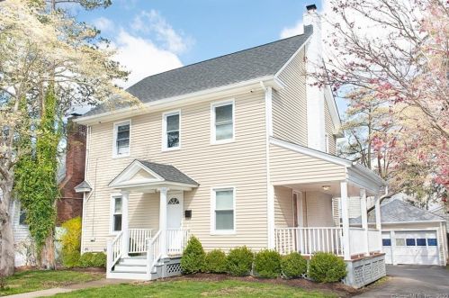 32 Atwater St, Bridgeport, CT 06604 exterior