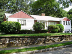 29 Parker Ave, Newton, MA 02459 exterior