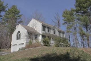 25 Stonehedge Rd, Windham, NH 03087 exterior